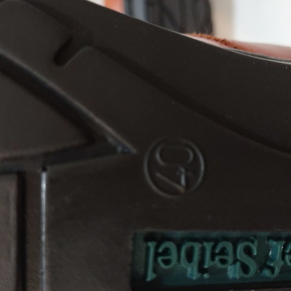 Josef Seibel Leather Slip on Mules Clogs Size US 9 / EU 40 British Tan Womens - Picture 9 of 15